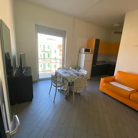 Perelli Aparthotel *